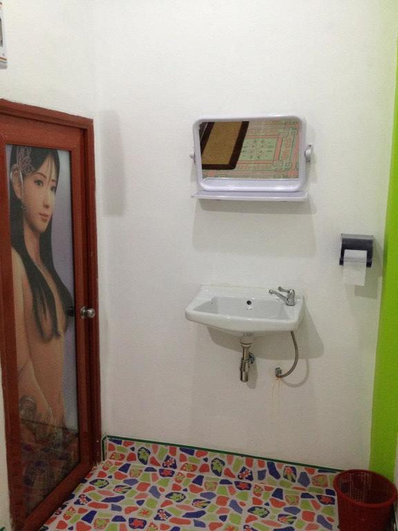 Jidapha Rooms Khlong Thom Esterno foto